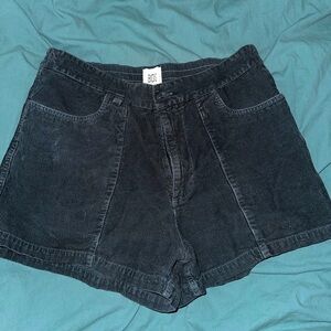 urban outfitters men’s corduroy 3’ seam shorts
